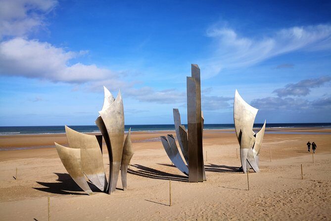 OMAHA Beach - Day trip from Paris to Normandy in a small group (3/7 pax) - Omaha Beach photo stops that actually orient you