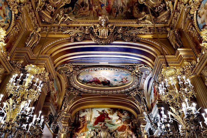 Opera Garnier with private guide - Language and guide style: what to expect from the commentary