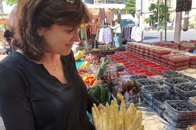 Organic Market Tasting & History Tour by the Eiffel Tower - Price and value: what $168.71 buys you