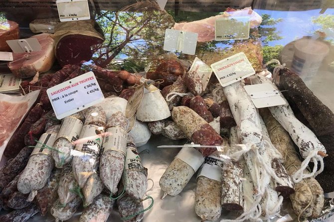 Organic Market Tasting & History Tour by the Eiffel Tower - Should you book the organic market tasting tour near the Eiffel Tower?