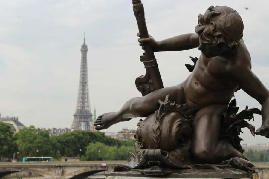 Pairs: The Opera to Hotel des Invalides Guided Walking Tour - Pont Alexandre III: Russian Tsar Detail and Big Seine Views