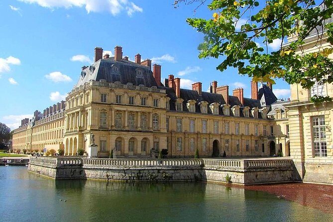 Palace of Fontainebleau - Private Trip - A bilingual driver who can actually help, not just chauffeur