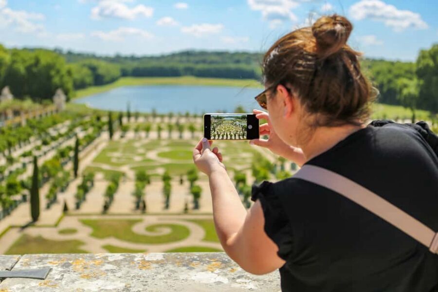 Palace of Versailles Guided Afternoon Tour from Paris - Hall of Mirrors: the guided moment that makes it click