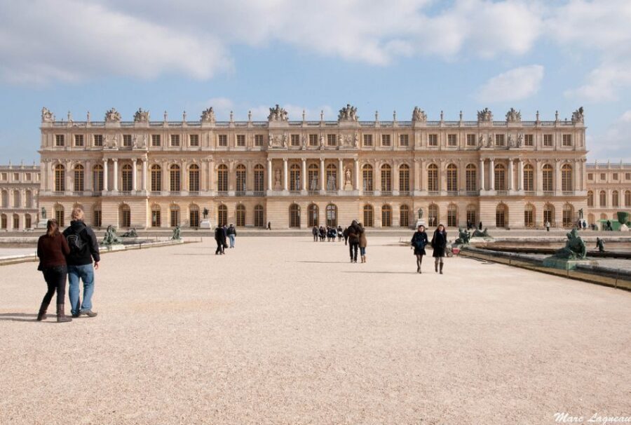 Palace of Versailles Guided Afternoon Tour from Paris - Grandes Eaux show: included when your date lines up