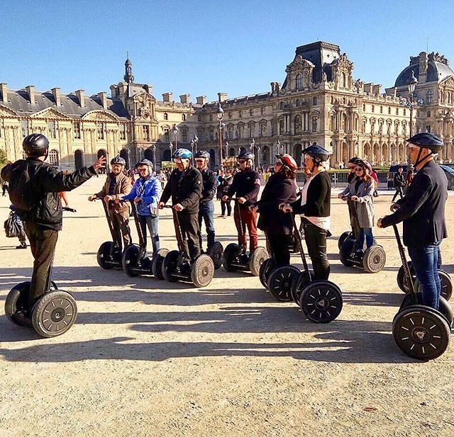 Paris: 1.5-Hour Private Segway Tour - The Route That Links the Eiffel Area to the Louvre Zone