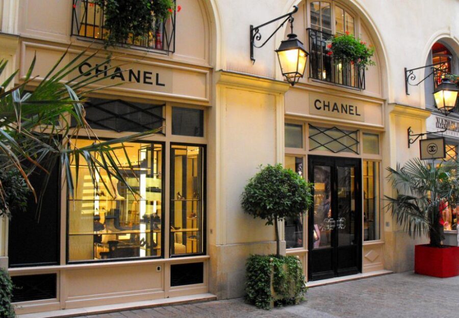Paris 1h30-Hour Perfume Walking Tour - Why Paris perfume feels like more than shopping