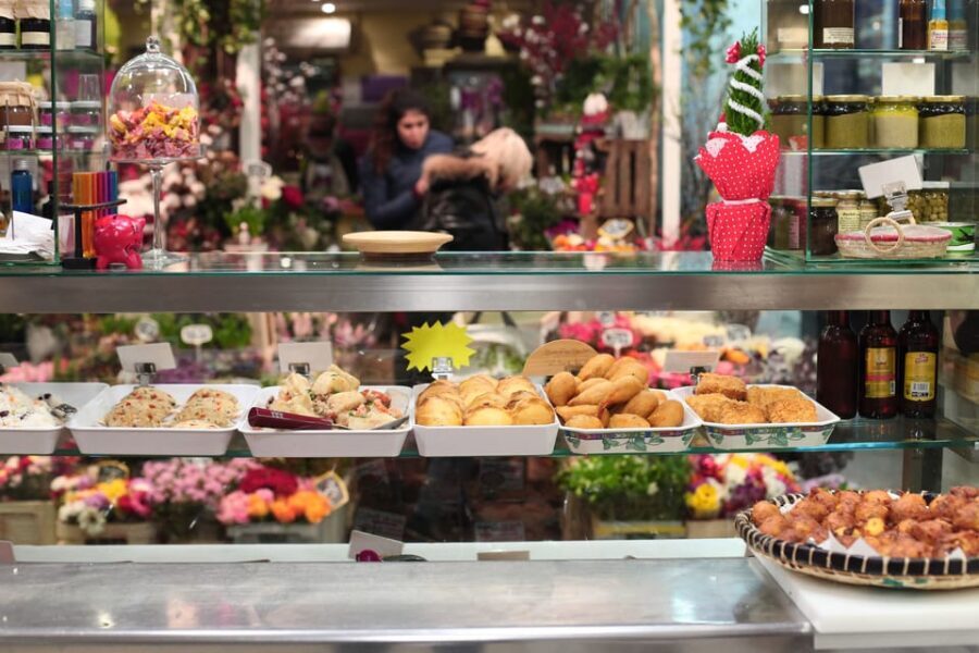 Paris: 2-Hour Aligre Market Walking Food Tour & Tasting - Small group, big impact: why the limit of 10 is a deal-maker