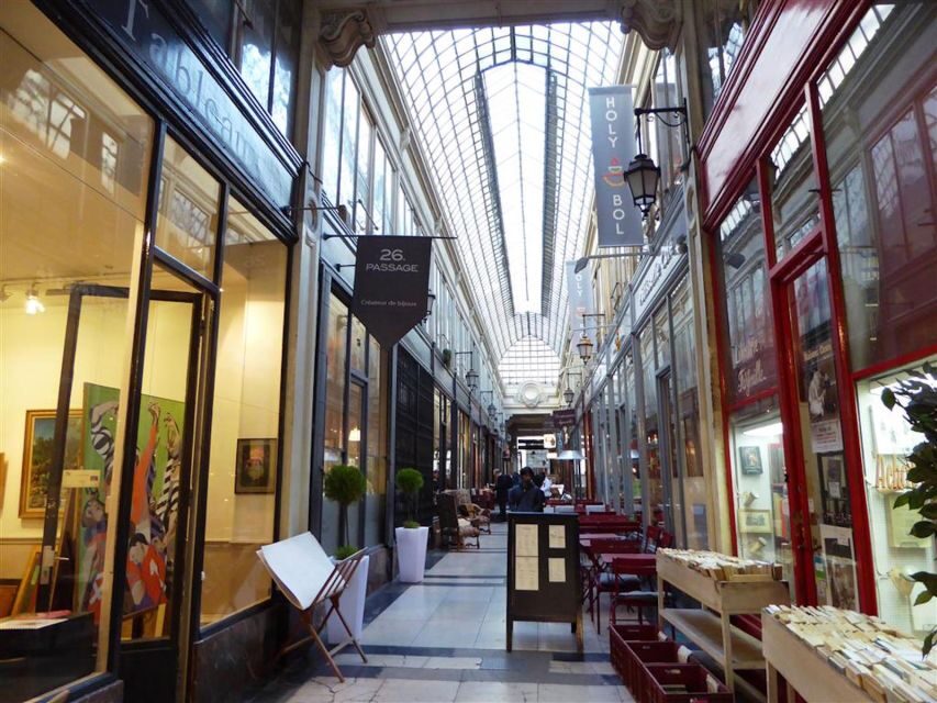 Paris: 2-Hour Passages Private City Tour in German - Passage Jouffroy: When the Passage Feels Like a Proper 19th-Century Room