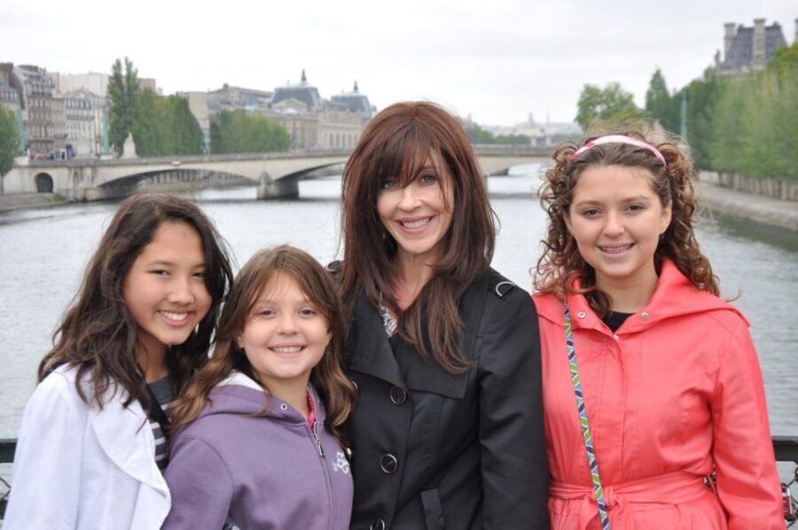 Paris 2-Hour Private Walking Tour with a Photographer - How the route works: guide-led highlights or your own choices