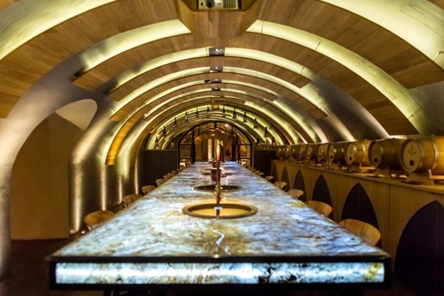 Paris: 2-Hour Wine Making Workshop - The 2-hour flow: tastings, blending, and labeling