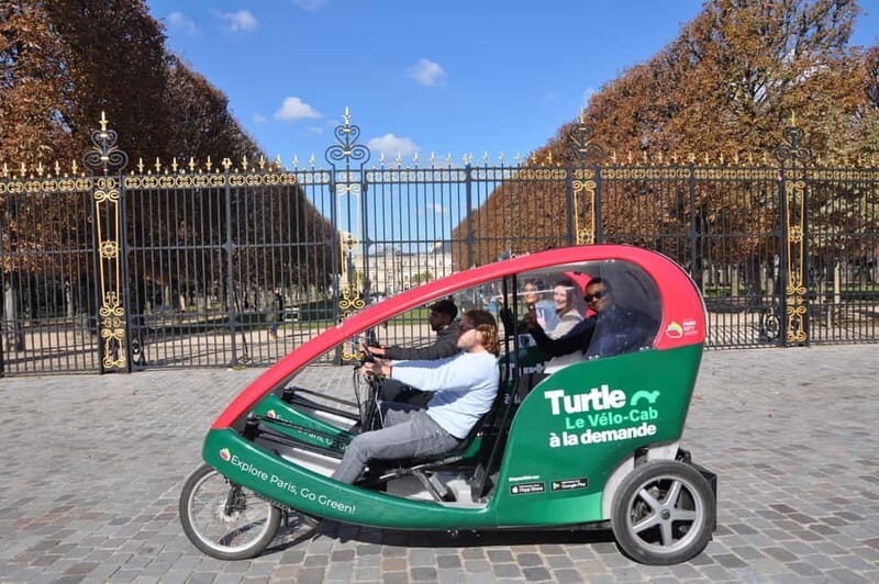 Paris: 2 hours Emily Tour in a Private Rickshaw bike - The Turtle electric rickshaw: fast, private, and built for photos