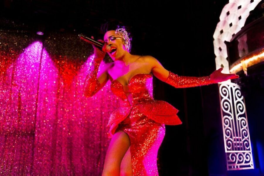 Paris: 3-Course Dinner & Show at Paradis Latin Cabaret - The 3-Course Dinner: How the Menus Play Differently