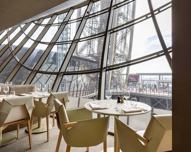 Paris: 3-Course Lunch at Eiffel Tower's Madame Brasserie - Restaurant Layout and Views: Cœur Brasserie vs Seine View