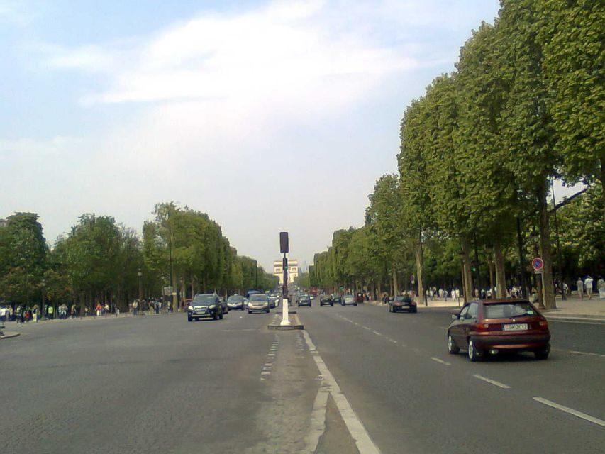 Paris 6-Hour Private Guided Walking Tour - Shakespeare and Co. and the Latin Quarter feel like real Paris