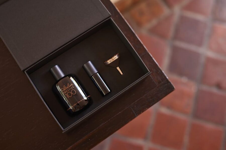 Paris 6 : Private Perfume Workshop 2 Hours - Private Scent Diagnostics in a Light-Filled Room