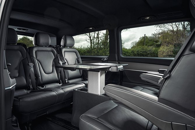 Paris Airport Transfer: Paris Airport CDG to Paris by Luxury Van - Inside the Mercedes EQV / Class V: Comfort, safety, and small perks that matter