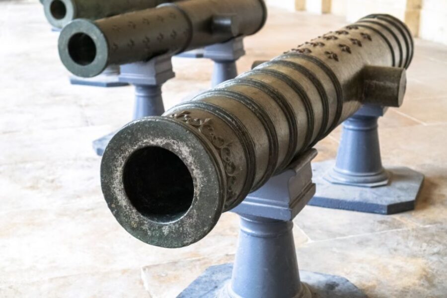 Paris: Army Museum Ticket and Seine River Cruise Combo - Musée de l’Armée at Les Invalides: Why This Museum Tempo Fits a Day Trip
