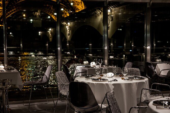 Paris at the First Lodges - Ducasse sur Seine dinner cruise - Small group size: why it feels less hectic