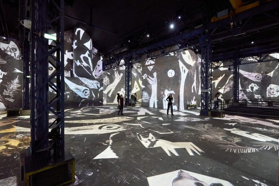 Paris : Atelier des Lumières admission ticket - Key things to know before you go