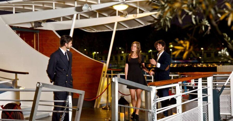 Paris: Bastille Day Dinner Cruise on the Seine River - What You’ll Actually See During the Cruise