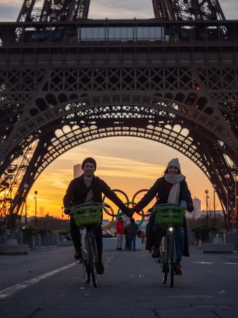 Paris Before the Crowds: Sunrise Bike Tour with Breakfast - Key things that make this tour worth your morning