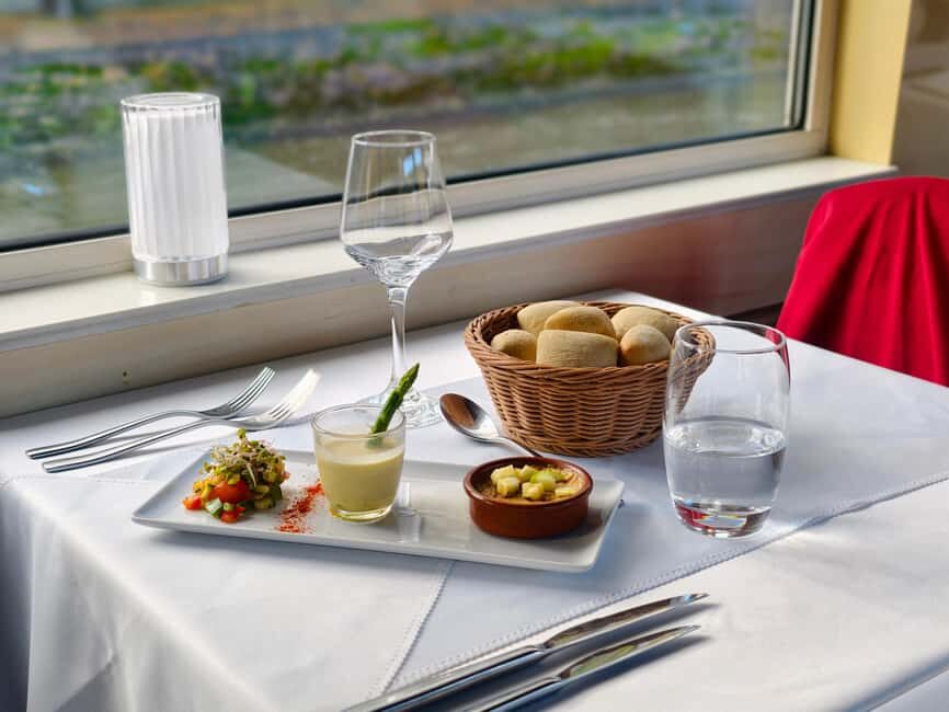 Paris : Bistronomic early dinner cruise - Key highlights to know before you go