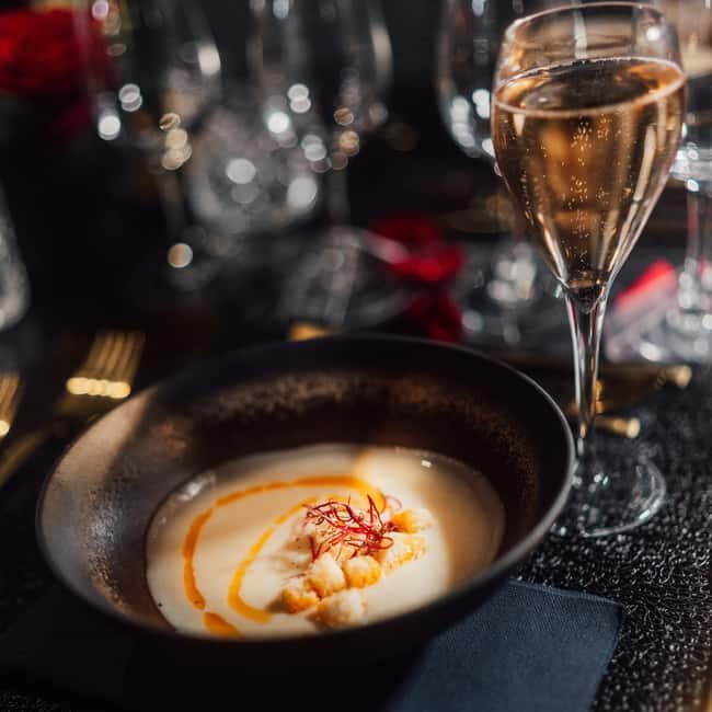 Paris: Bus Toqué Tour with 5-Course Dinner and Champagne - Who This Tour Fits Best