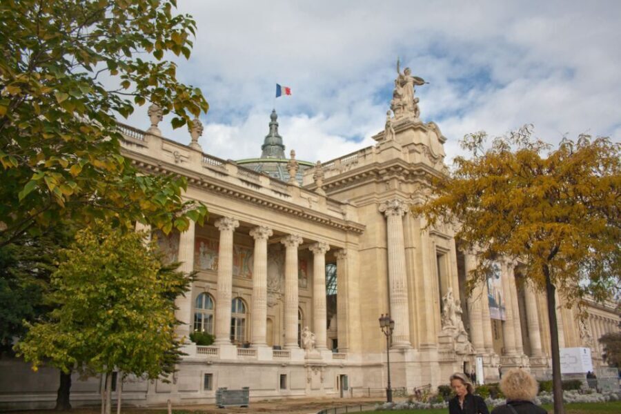 Paris Champs-Élysées 2-Hour Private Walking Tour - A 2-hour private Champs-Élysées tour that teaches the boulevard