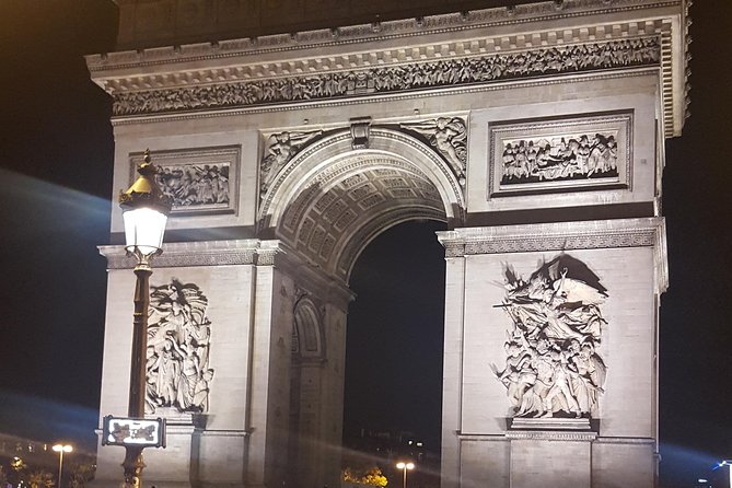 Paris Christmas Guided Bike Tour - The cultural headline loop: Centre Pompidou, Les Invalides, and Louvre-area views