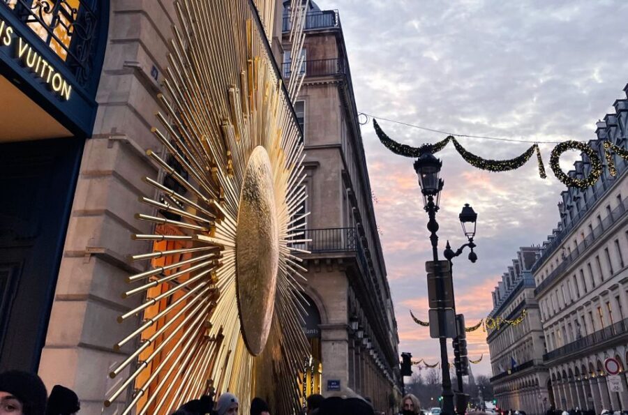 Paris Christmas Lights Walking Tour with Local Guide - Meeting at 36 Rue Étienne Marcel and How the Route Feels
