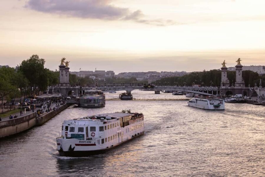 Paris: City of Lights Walk + Seine River Cruise - Price and value: what $74 buys (and what it doesn’t)