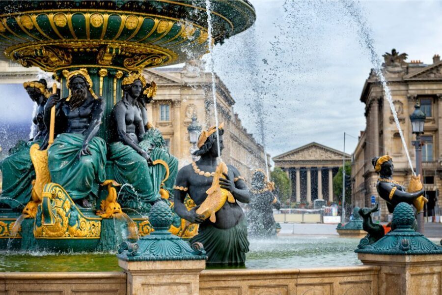 Paris: City Tour with Louvre Tickets & Cider with a Crepe - The Full Option crêperie stop: why the meal is part of the tour, not a break