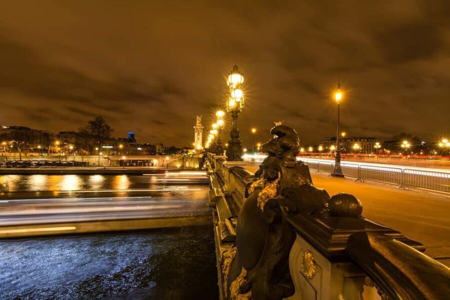 Paris: City Walking Tour and Seine River Cruise - What Can Go Wrong: Crowds, Meeting Points, and Event Disruptions