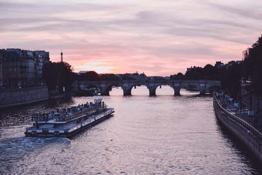 Paris: City Walking Tour and Seine River Cruise - Who This Tour Fits Best (and Who Might Feel Rushed)