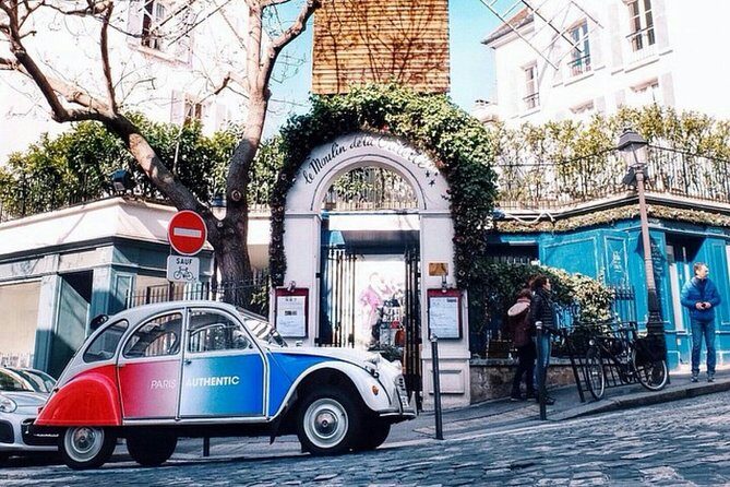 Paris Classic tour in 2CV - Why a classic 2CV tour works for first-time Paris