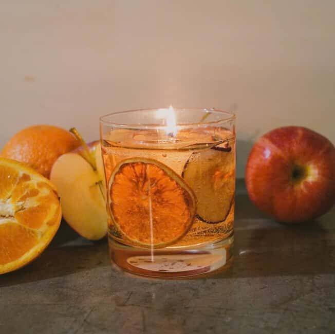 Paris: Cocktail Candle Making - Workshop Comfort: Tea, Coffee, and Snacks While You Craft