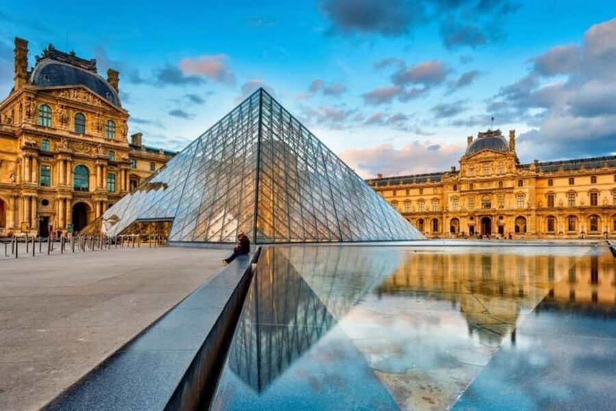 Paris: Côté Seine Tour - Riverside Tour - From Concorde to the Carrousel du Louvre: Getting Oriented Quickly