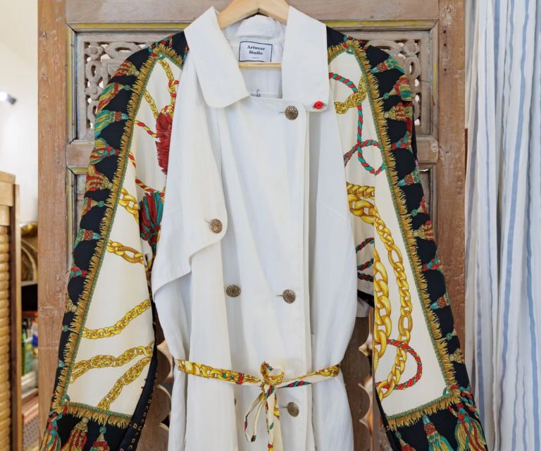 Paris: Couture workshop, upcycle your own jacket - Meeting Tara and choosing your jacket near Montmartre