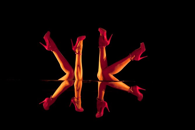Paris Crazy Horse Cabaret Show with Beverages including Champagne - Dress code and getting seated: the small rules that affect your comfort