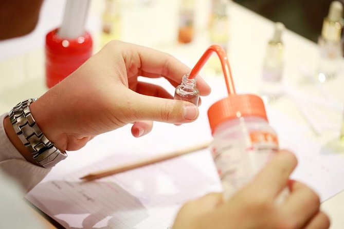 Paris Create your Own Perfume Workshop with a Perfumer - What you learn first: note families, scent families, and “tenacity”