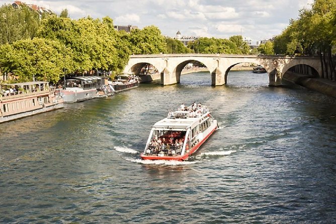 Paris: Cruise on The Canal Saint Martin and The Seine River - Under the Streets: The Bastille Tunnel Switches Off the City Noise
