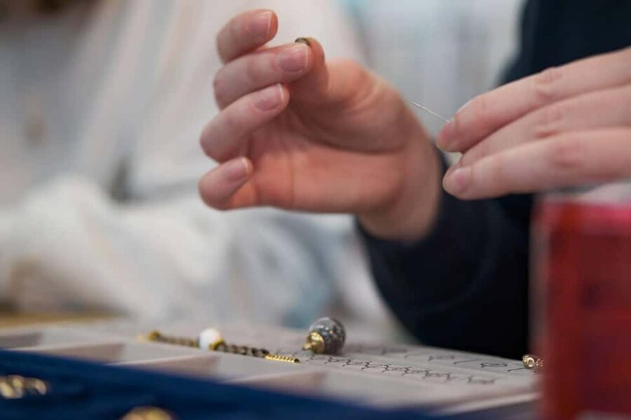 Paris: Custom Souvenir Bracelet Workshop - Taking your bracelet home: gift-ready, wearable, and photo-friendly