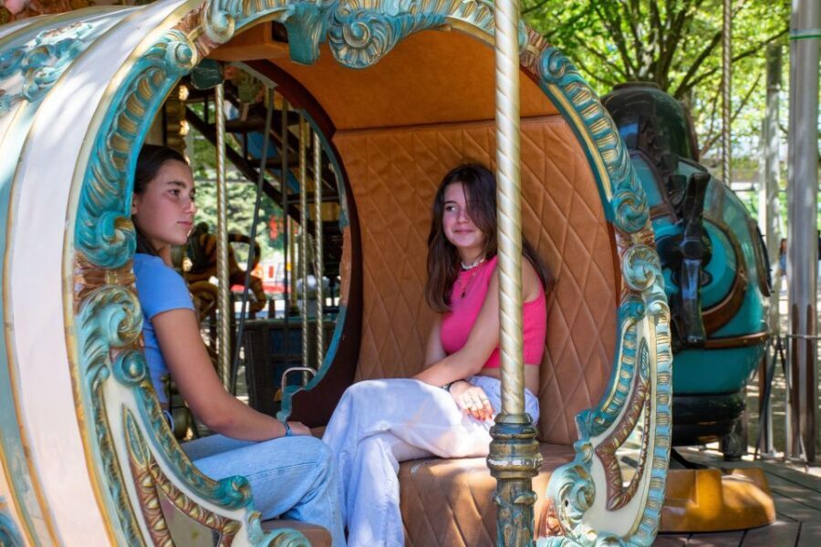 Paris: Customizable Child-Friendly Tour with Private Guide - Eiffel Tower without the usual pressure
