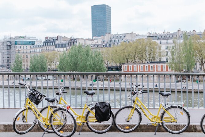 Paris: Day Bike Rental - Starting at Le Peloton Café in the Marais: Your First Win of the Day