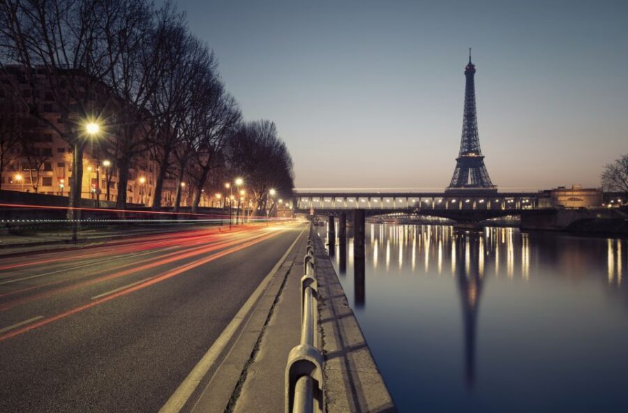 Paris: Dinner Cruise on the Seine and Eiffel Tower 2nd floor - Who This Works Best For (and Who Should Skip It)