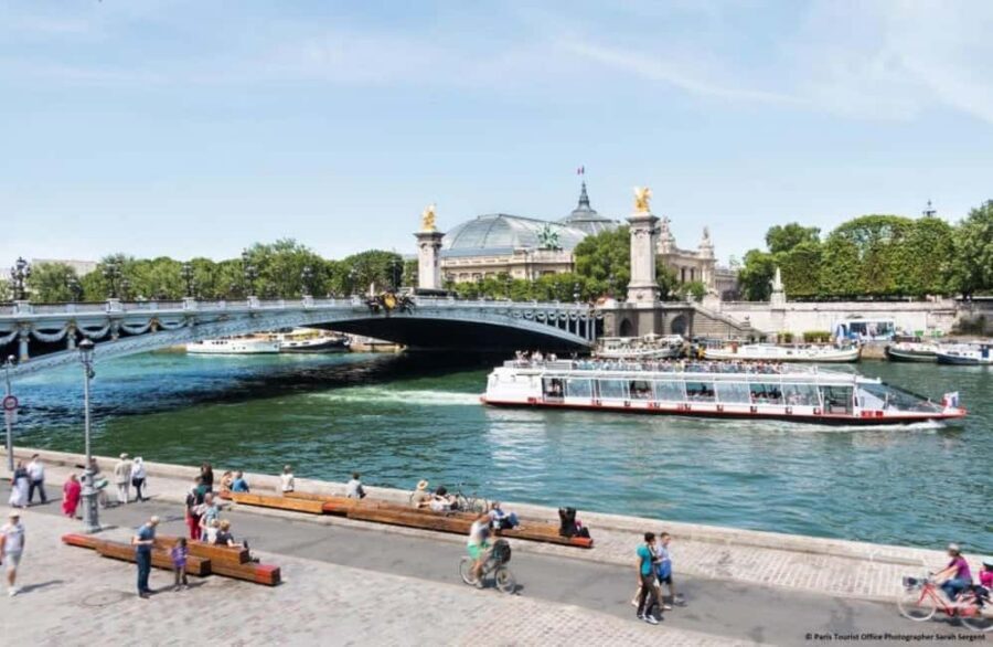Paris: Disneyland Paris Entry Ticket and Seine River Cruise - Disneyland Park: Five Lands of Classic Disney Energy