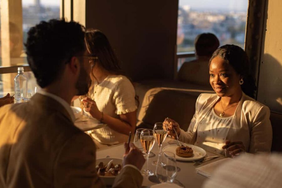 Paris: Early Dinner at Madame Brasserie in the Eiffel Tower - Madame Brasserie at the Eiffel Tower: What the Dining Space Feels Like