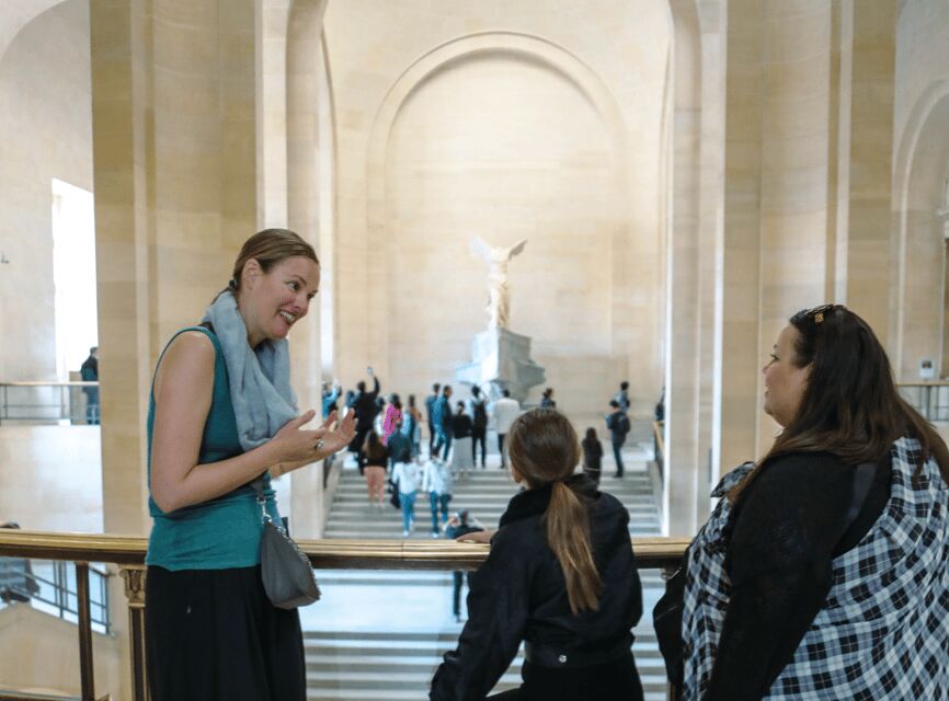 Paris: Early Morning Louvre Private Guided Tour with Pickup - Venus de Milo and Winged Victory of Samothrace: the sculpture pacing that works