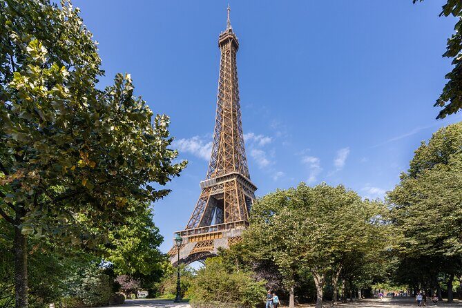 Paris: Eiffel Tower 2nd Floor or Summit Guided Tour - Summit Option: When the Extra Height Is Worth It
