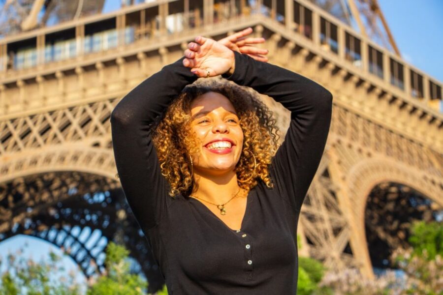 Paris: Eiffel Tower and Paris Bridges Private Photowalk - The Eiffel Tower photo stop: timing, angles, and no ticket stress